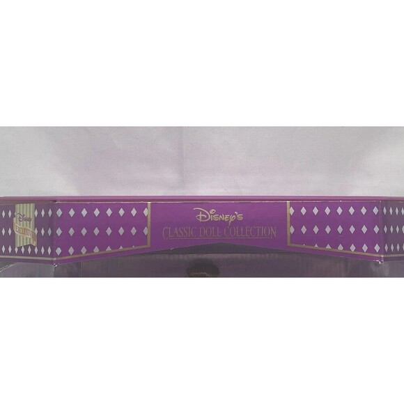 Disney Princess "Belle" A Classic Doll Collection from Beauty and the Beast - Picture 7 of 16